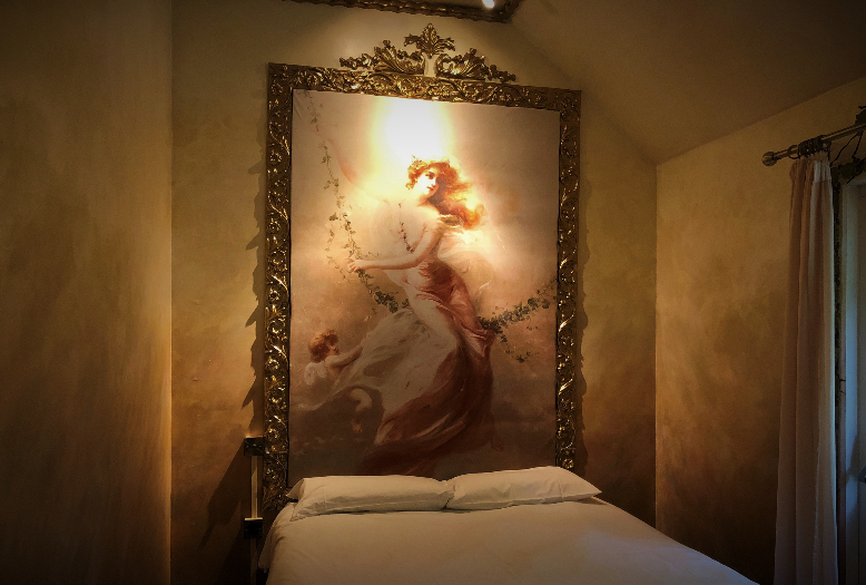 Queen Titanias bedroom